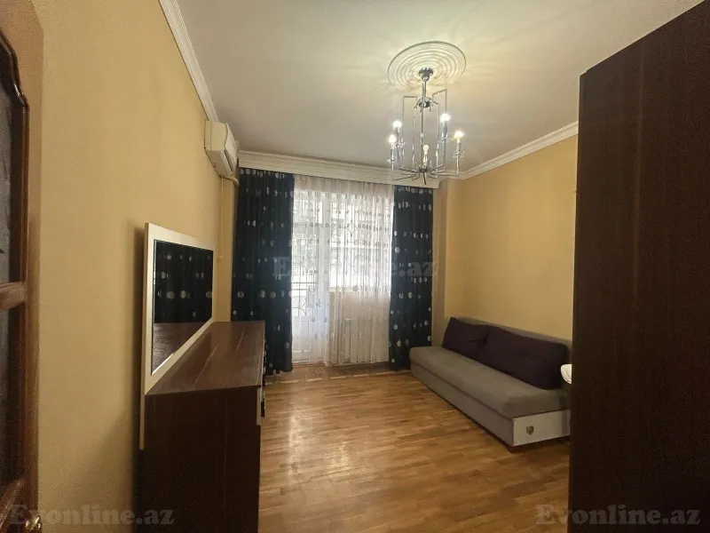 Satılır 4 otaqlı Mənzil Yeni tikili 160 m² 8 Noyabr m. - şəkil 3