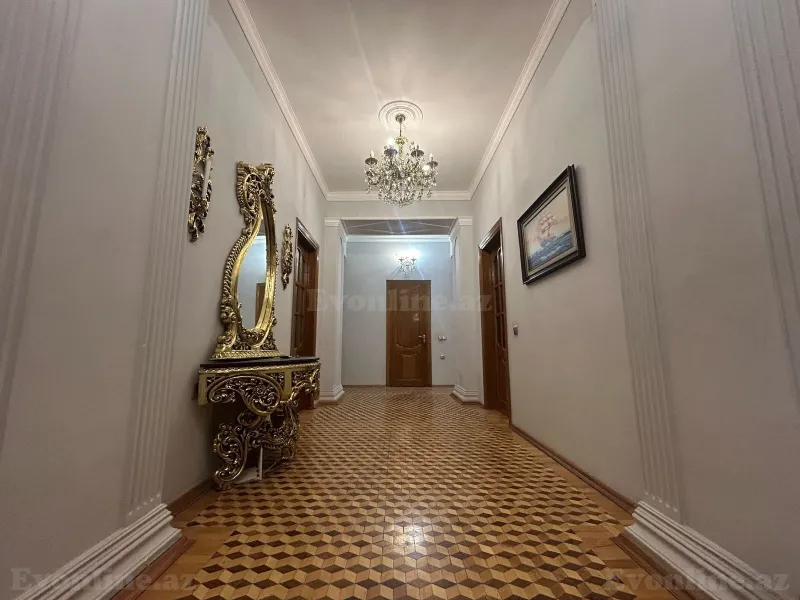 Satılır 4 otaqlı Mənzil Yeni tikili 160 m² 8 Noyabr m. - şəkil 10