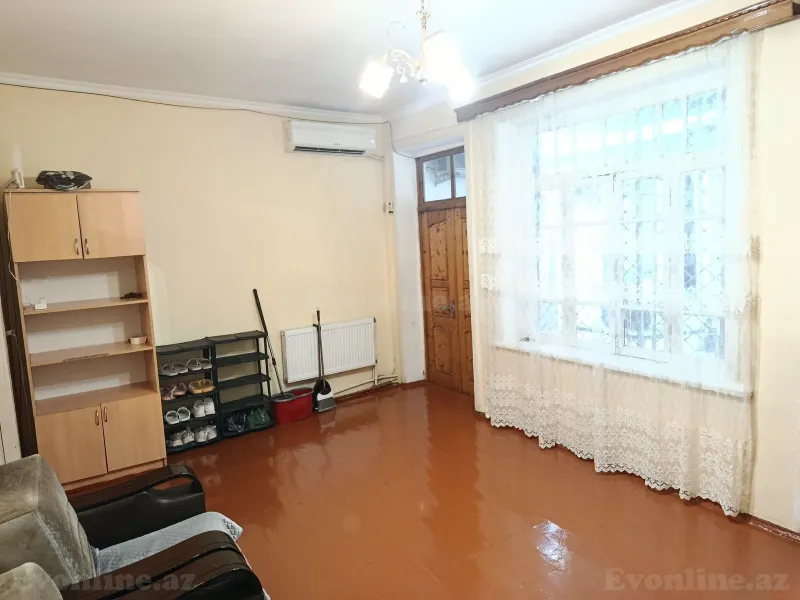 Kirayə verilir 3 otaqlı Həyət evi 80 m² 8 Noyabr m. - şəkil 4