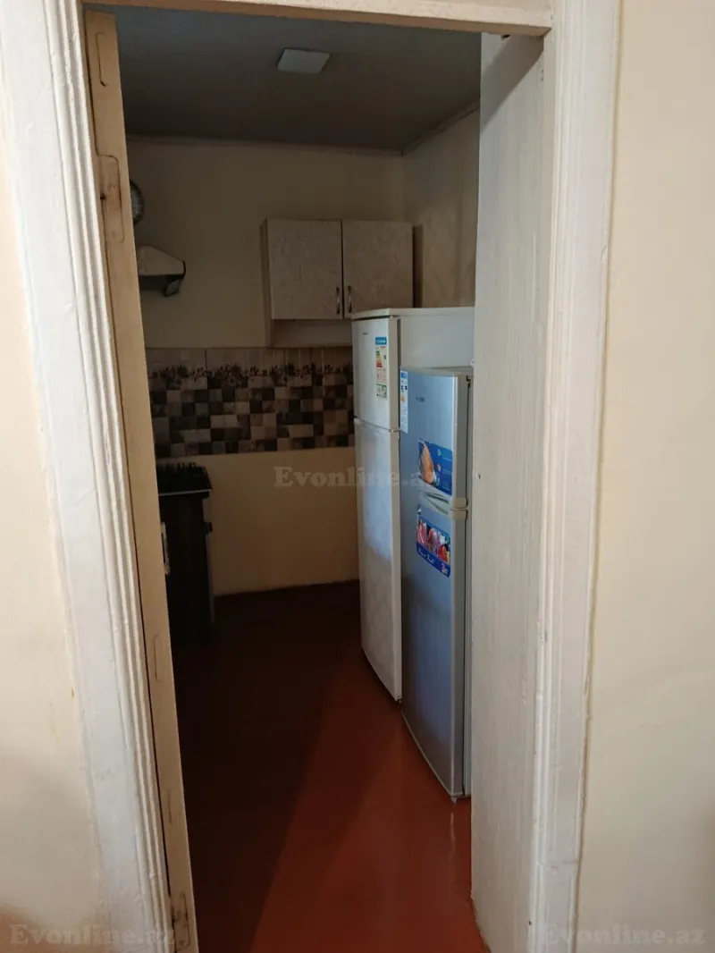 Kirayə verilir 3 otaqlı Həyət evi 80 m² 8 Noyabr m. - şəkil 6