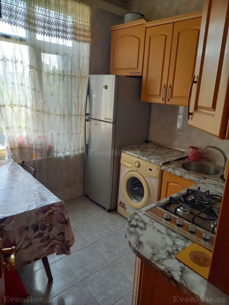 Kirayə verilir 2 otaqlı Mənzil Köhnə tikili 68 m² Sumqayıt