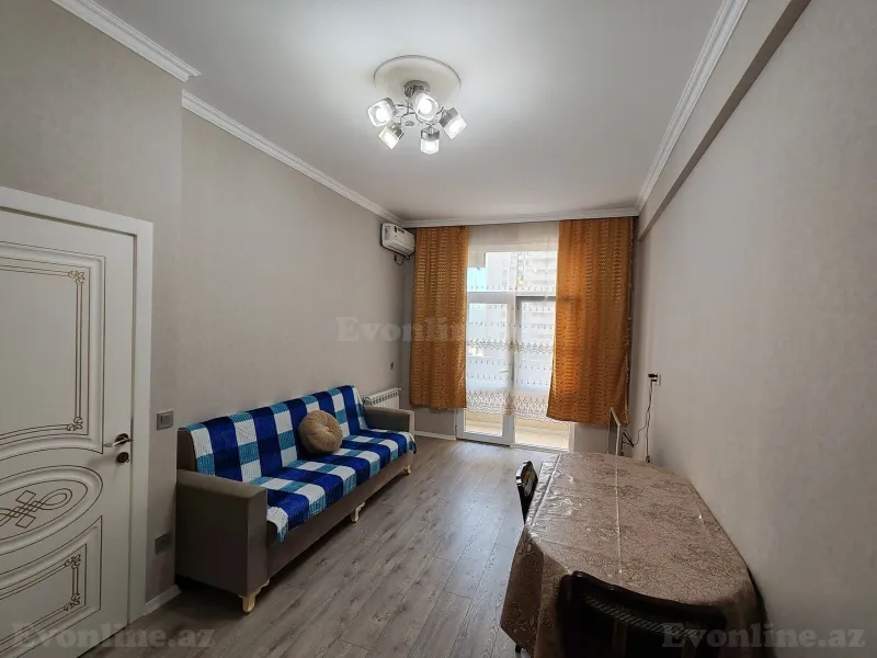 2 otaqlı Mənzil 43 m² Massiv D Kirayə verilir