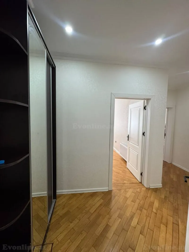 Kirayə verilir 2 otaqlı Mənzil Yeni tikili 80 m² Nizami m. - şəkil 12