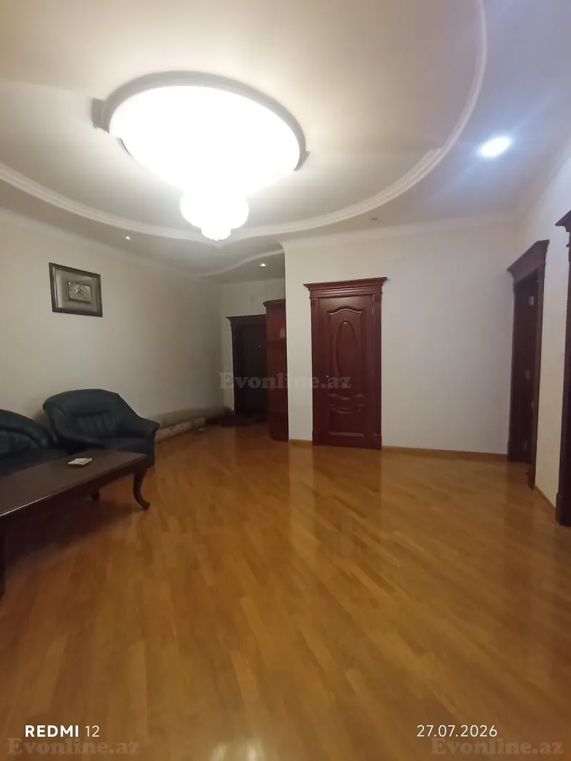 Satılır 3 otaqlı Mənzil Yeni tikili 170 m² Nərimanov r. - şəkil 17