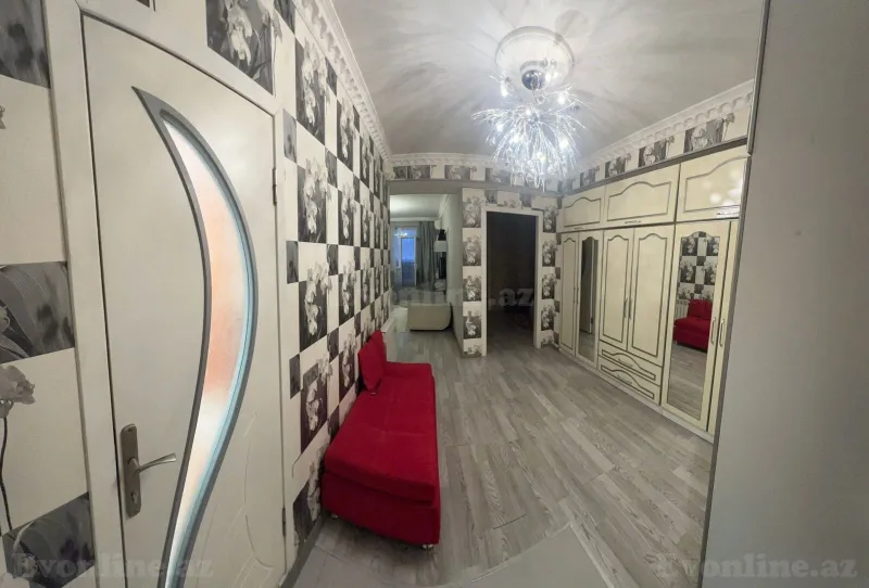 3 otaqlı Mənzil 82 m² Bakıxanov Kirayə verilir