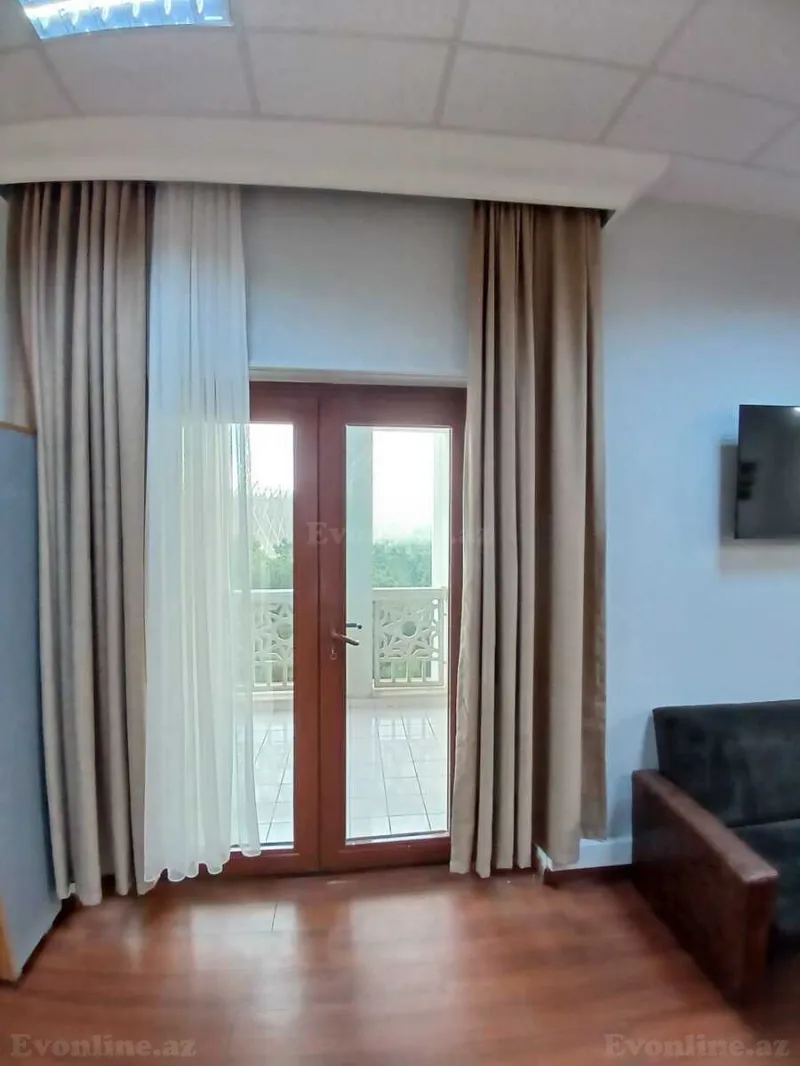 Kirayə verilir Ofis 40 m² 8 Noyabr m. - şəkil 6