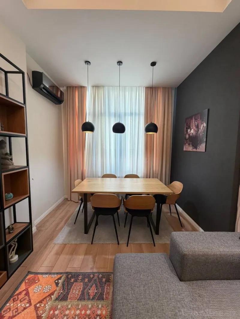 2 otaqlı Mənzil 65 m² Nizami m. Kirayə verilir