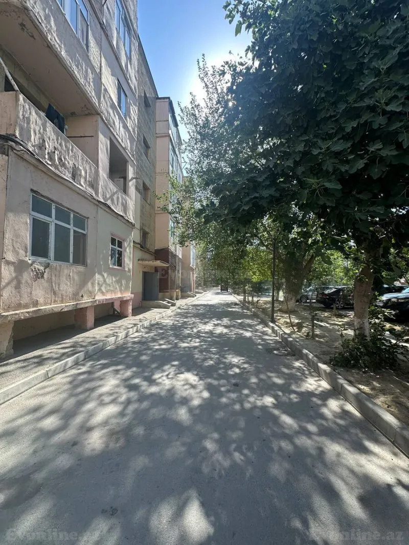 2 otaqlı Mənzil 65 m² Binə Satılır