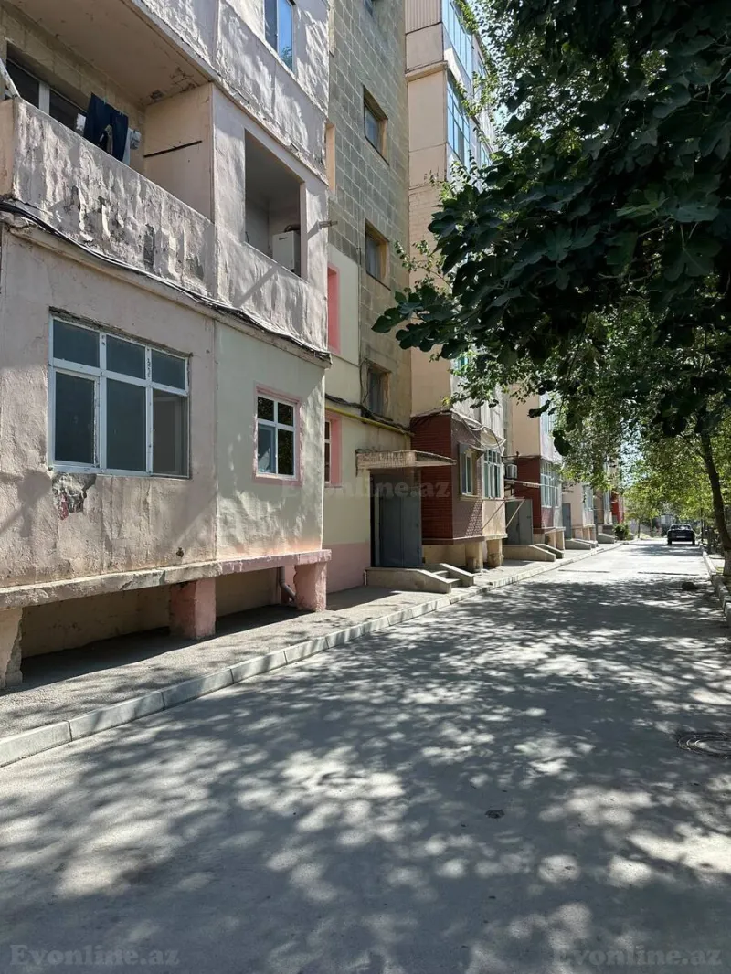 Satılır 2 otaqlı Mənzil Köhnə tikili 65 m² Binə - şəkil 3