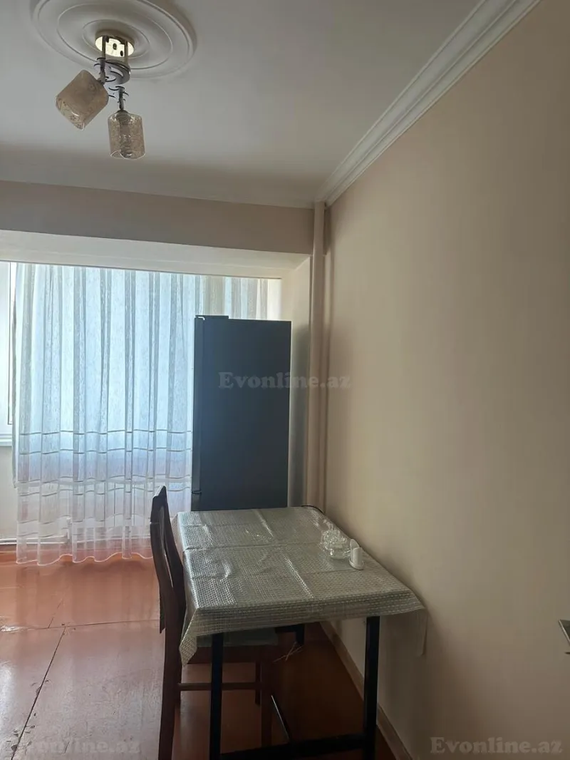 Kirayə verilir 2 otaqlı Mənzil Köhnə tikili 60 m² Nəriman Nərimanov m. - şəkil 3