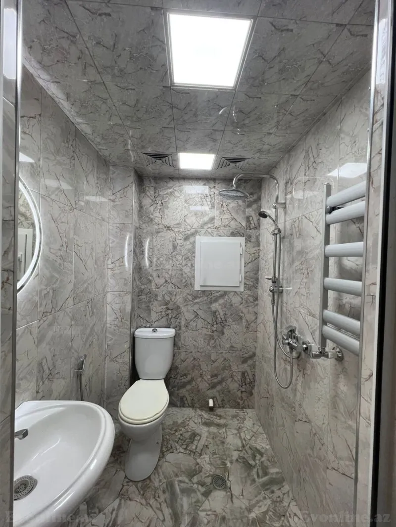 Satılır 2 otaqlı Mənzil Yeni tikili 70 m² İnşaatçılar m. - şəkil 6