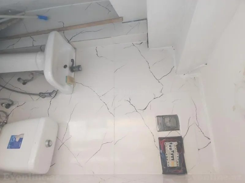 Kirayə verilir Ofis 66 m² Həzi Aslanov - şəkil 6