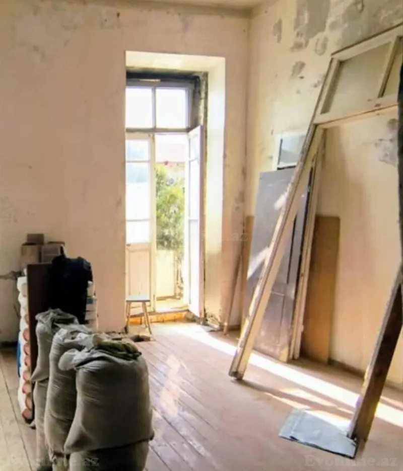 Satılır 1 otaqlı Mənzil Köhnə tikili 32 m² Nizami m. - şəkil 4