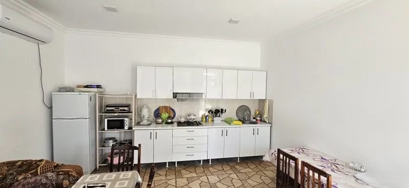 Kirayə verilir 7 otaqlı Həyət evi 240 m² Şüvəlan - şəkil 2