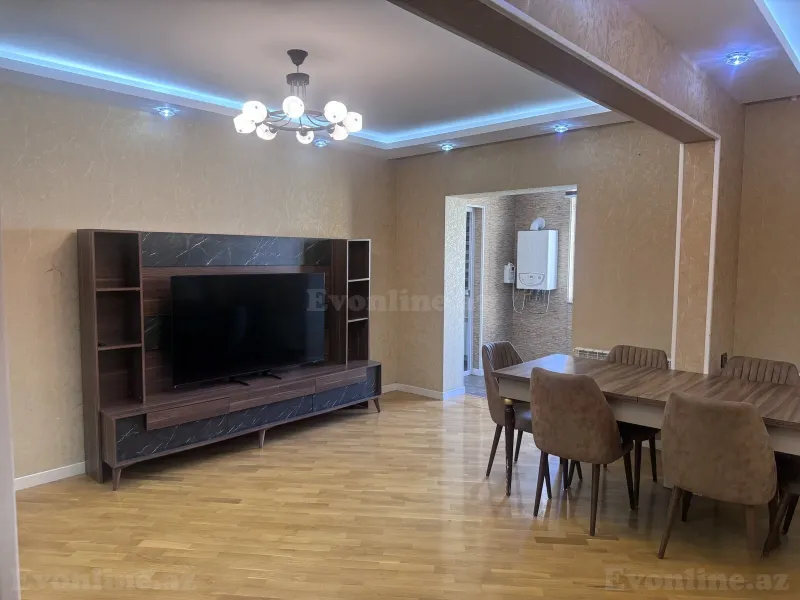 5 otaqlı Mənzil 120 m² Yeni Yasamal Kirayə verilir