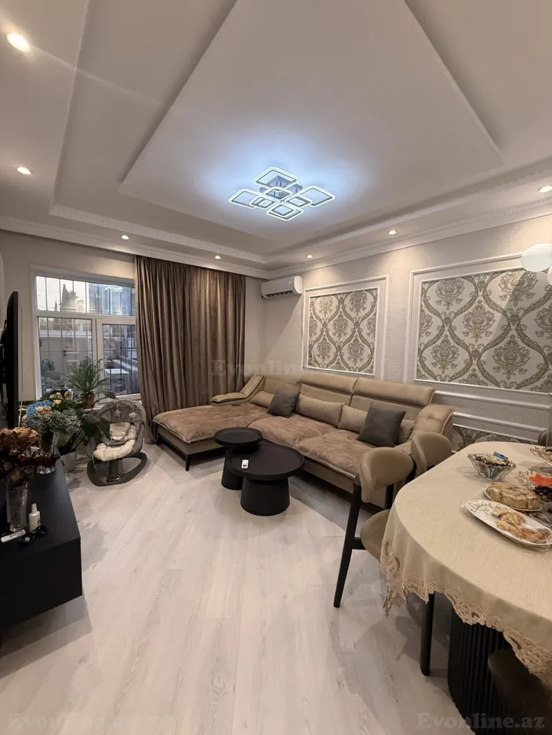 3 otaqlı Həyət evi 70 m² Binə Satılır