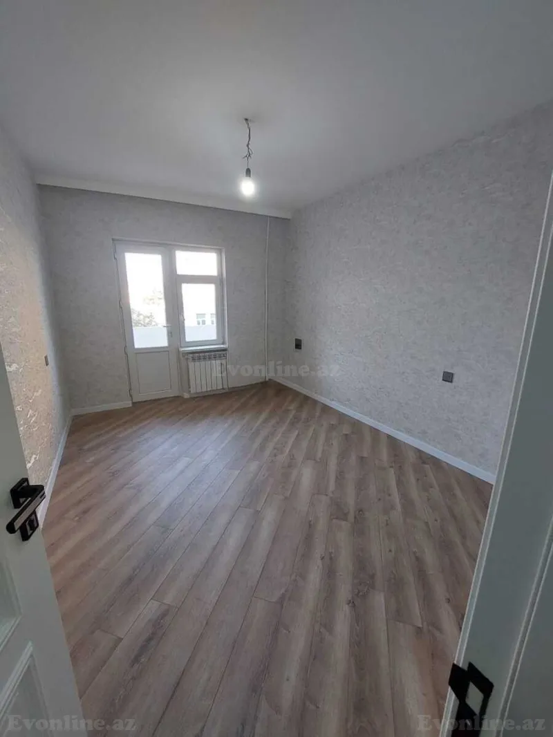 Satılır 2 otaqlı Mənzil Köhnə tikili 65 m² 20 Yanvar m. - şəkil 5