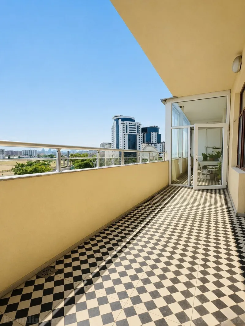 Satılır 4 otaqlı Mənzil Yeni tikili 171 m² Nərimanov r. - şəkil 15