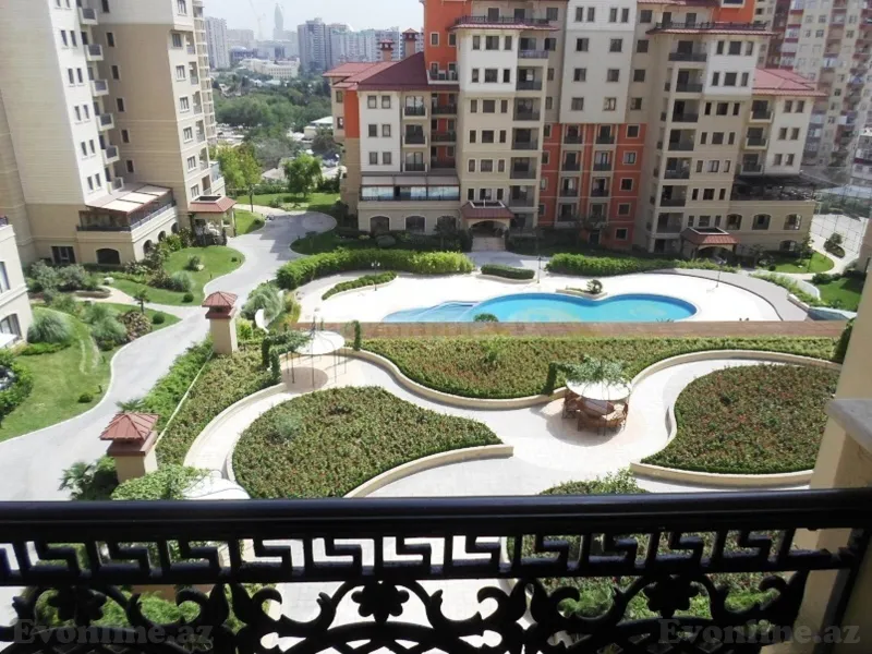 Kirayə verilir 5 otaqlı Mənzil Yeni tikili 250 m² Nəsimi r.