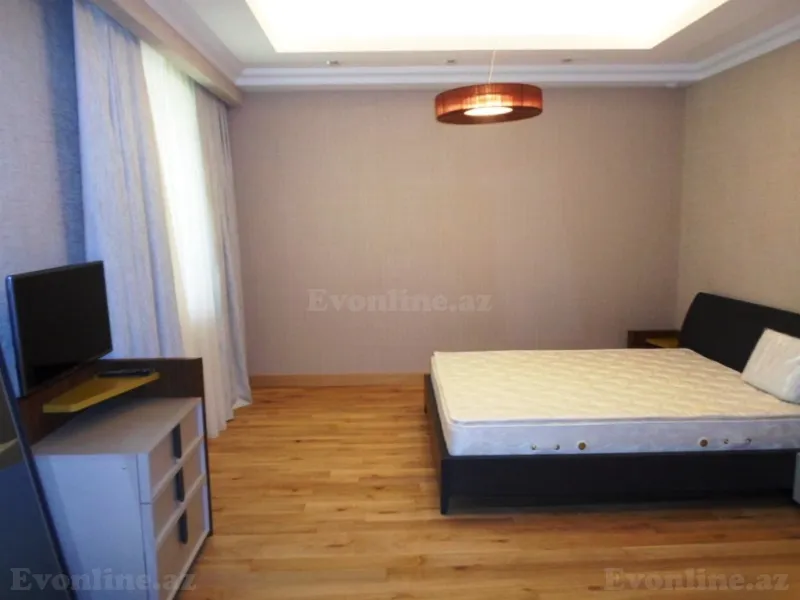 Kirayə verilir 5 otaqlı Mənzil Yeni tikili 250 m² Nəsimi r. - şəkil 15