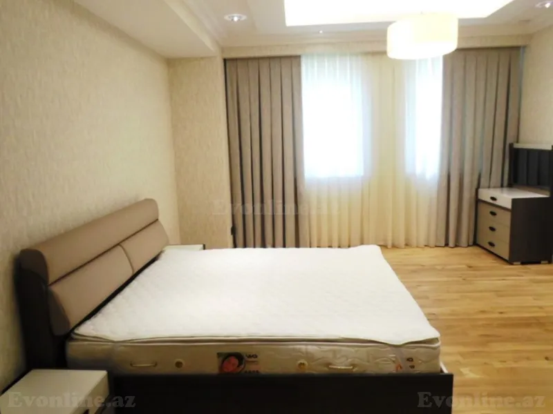 Kirayə verilir 5 otaqlı Mənzil Yeni tikili 250 m² Nəsimi r. - şəkil 19
