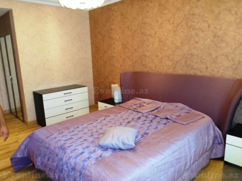 Kirayə verilir 5 otaqlı Mənzil Yeni tikili 250 m² Nəsimi r. - şəkil 22