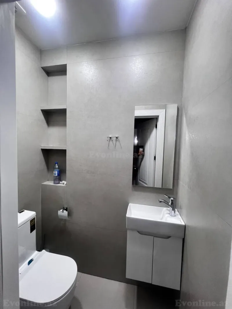 Kirayə verilir 3 otaqlı Mənzil Yeni tikili 137 m² Gənclik m. - şəkil 11
