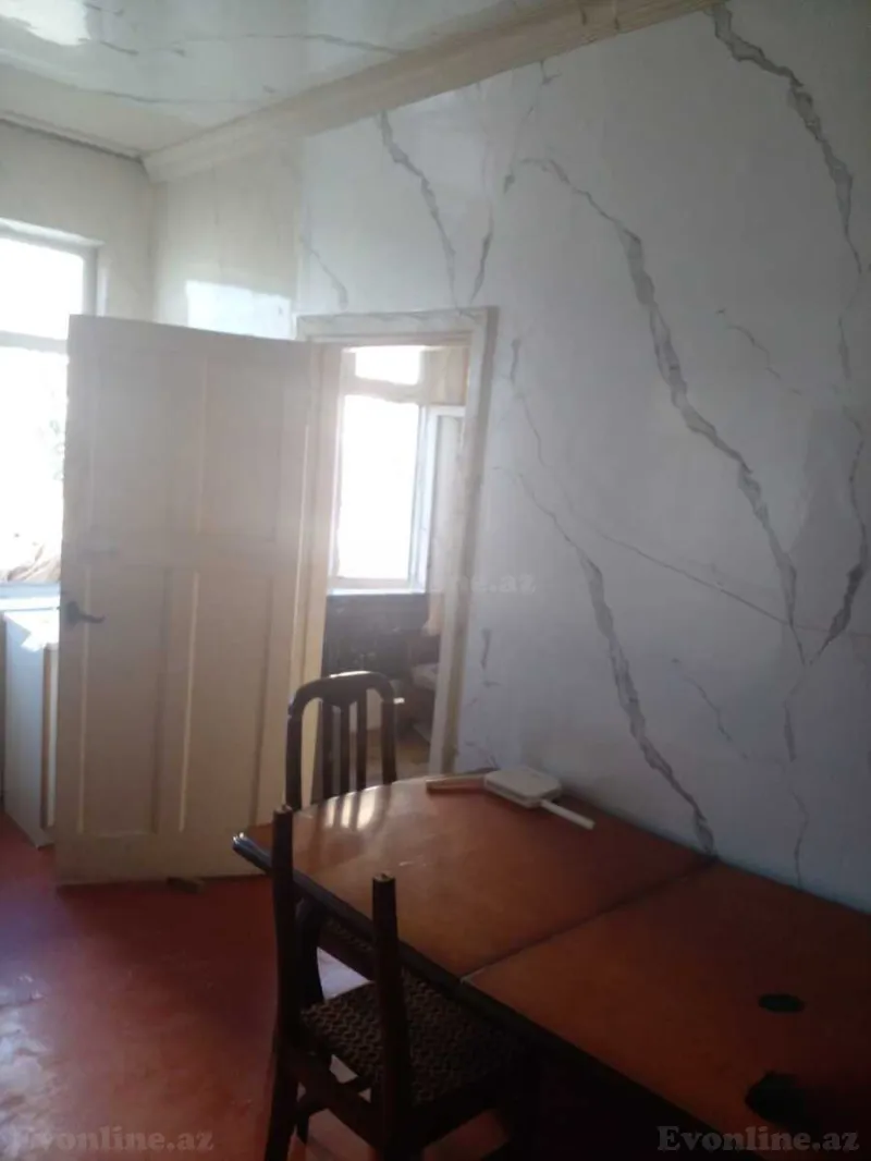 Kirayə verilir 2 otaqlı Mənzil Köhnə tikili 40 m² Memar Əcəmi m. - şəkil 3