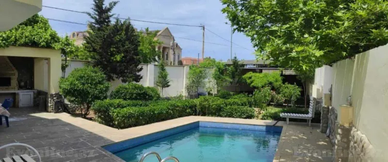 6 otaqlı Həyət evi 200 m² Mərdəkan Satılır