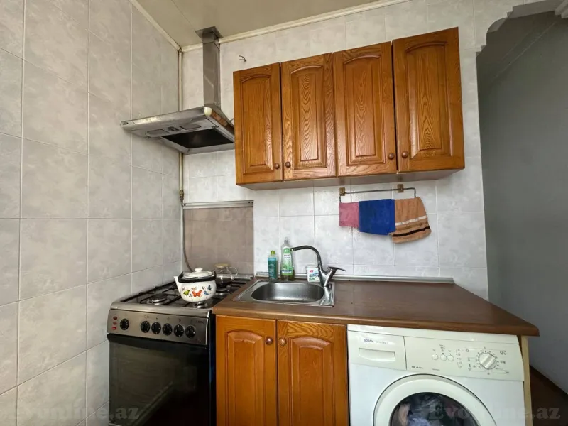 Kirayə verilir 2 otaqlı Mənzil Köhnə tikili 75 m² Nəriman Nərimanov m. - şəkil 3