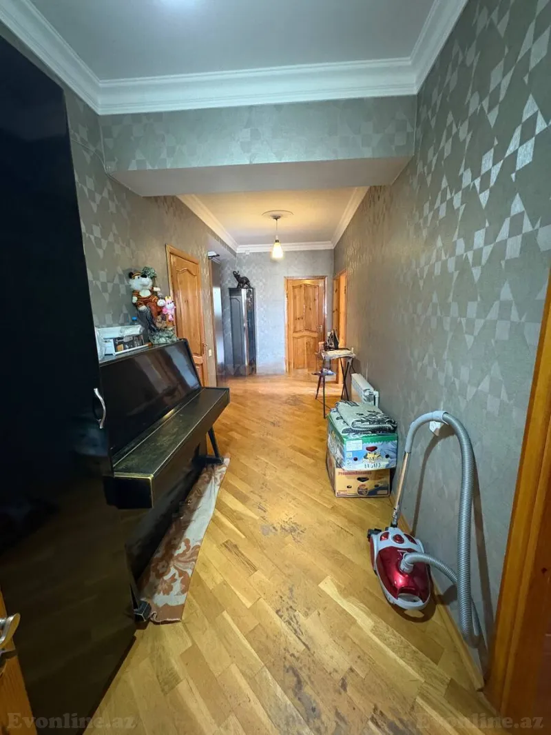 Kirayə verilir 3 otaqlı Mənzil Köhnə tikili 100 m² Nərimanov r. - şəkil 3