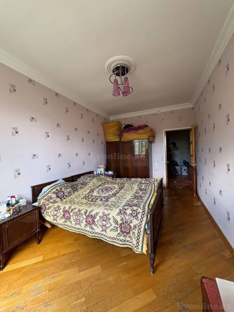 Kirayə verilir 3 otaqlı Mənzil Köhnə tikili 100 m² Nərimanov r. - şəkil 7