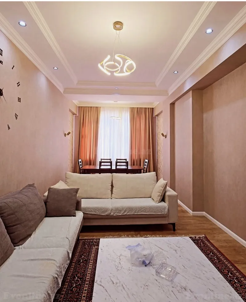 3 otaqlı Mənzil 98 m² Xırdalan Kirayə verilir