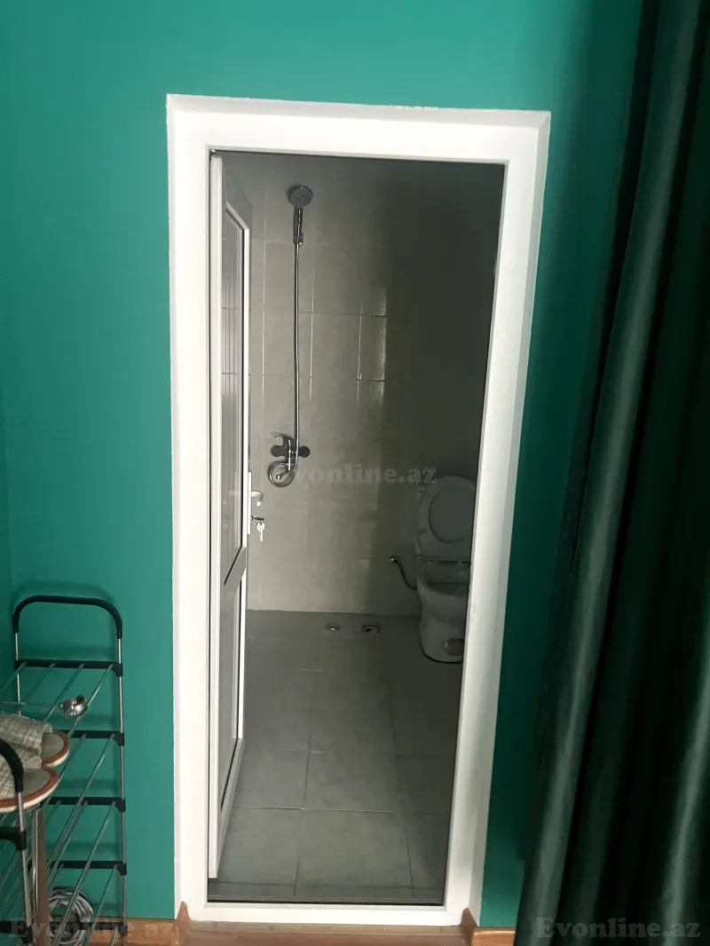 Kirayə verilir 1 otaqlı Mənzil Yeni tikili 35 m² Inşaatçılar pr. - şəkil 2
