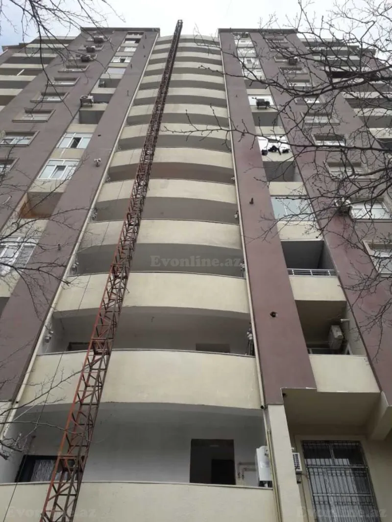 3 otaqlı Mənzil 128 m² Memar Əcəmi m. Satılır