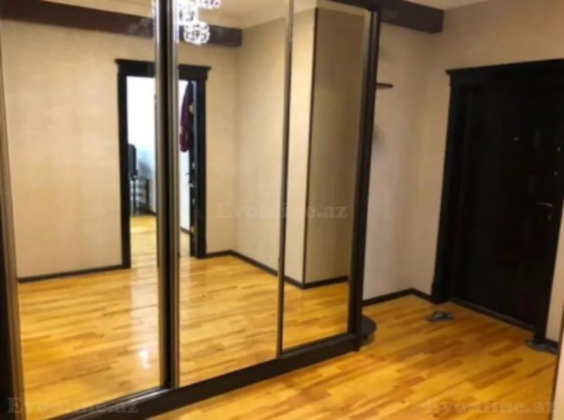 Satılır 3 otaqlı Mənzil Yeni tikili 110 m² İnşaatçılar m. - şəkil 2