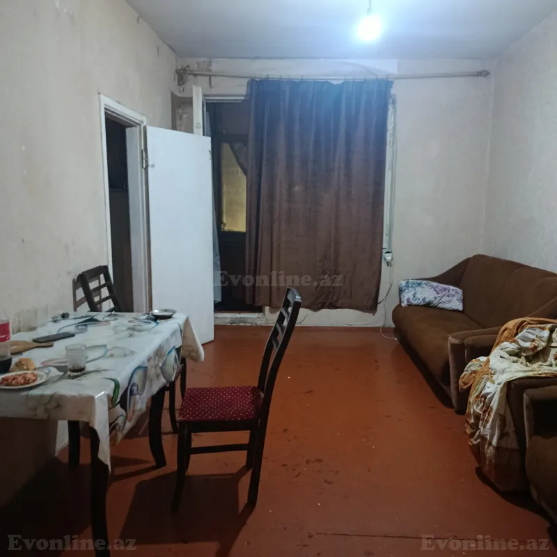 Kirayə verilir 2 otaqlı Mənzil Köhnə tikili 50 m² 9-cu mikrorayon