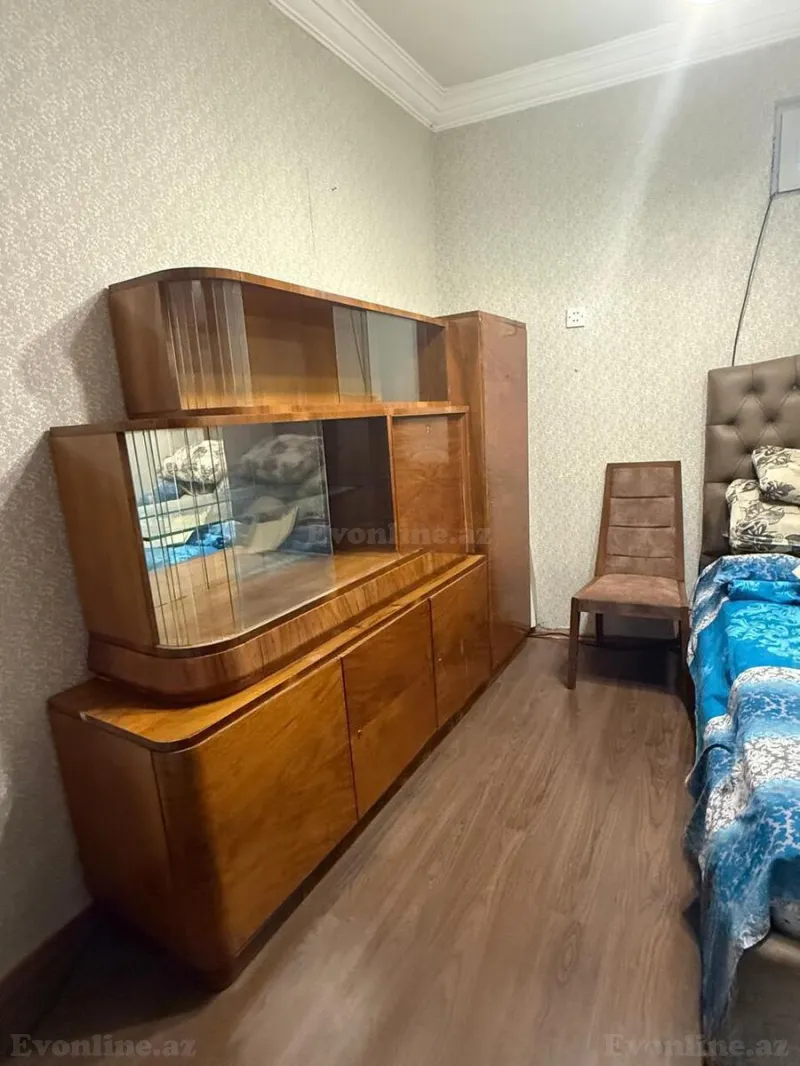 Kirayə verilir 4 otaqlı Mənzil Köhnə tikili 120 m² 28 May m. - şəkil 3