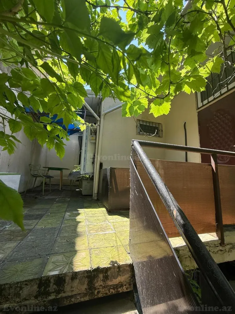 Kirayə verilir 4 otaqlı Mənzil Köhnə tikili 120 m² 28 May m. - şəkil 4