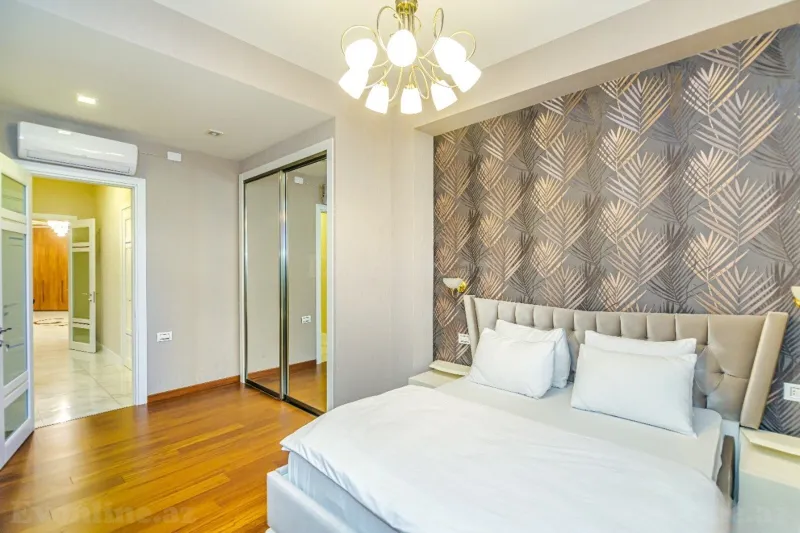 Kirayə verilir 4 otaqlı Mənzil Yeni tikili 250 m² Xətai r. - şəkil 9