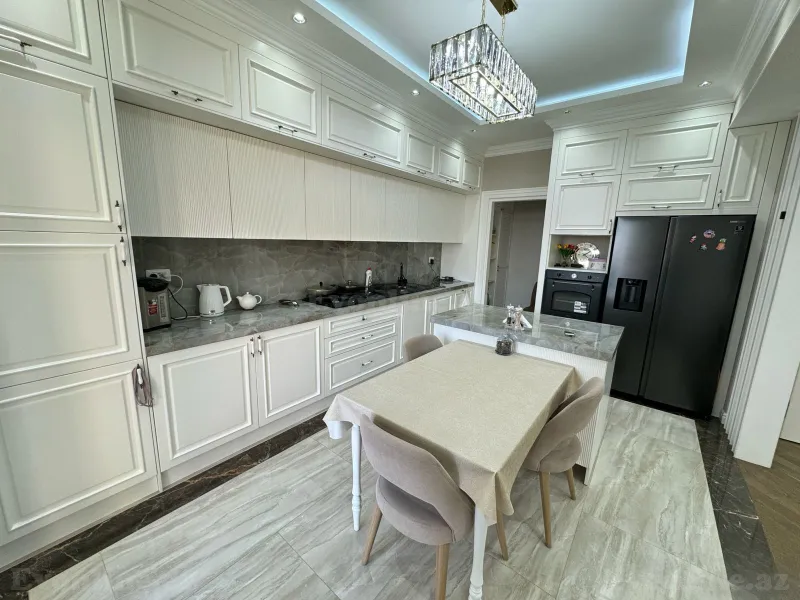 Kirayə verilir 4 otaqlı Mənzil Yeni tikili 240 m² Xətai r. - şəkil 6