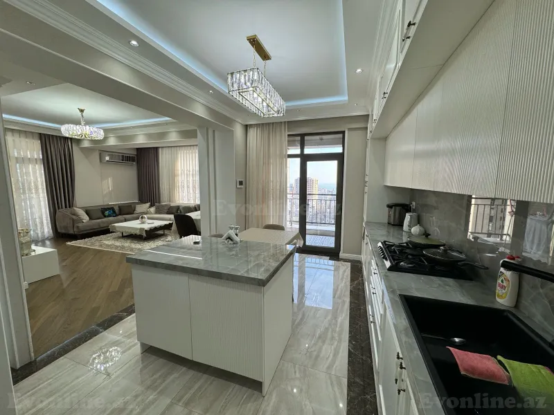 Kirayə verilir 4 otaqlı Mənzil Yeni tikili 240 m² Xətai r. - şəkil 7