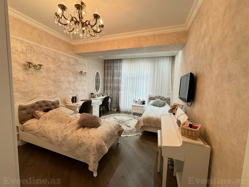 Kirayə verilir 4 otaqlı Mənzil Yeni tikili 240 m² Xətai r. - şəkil 14