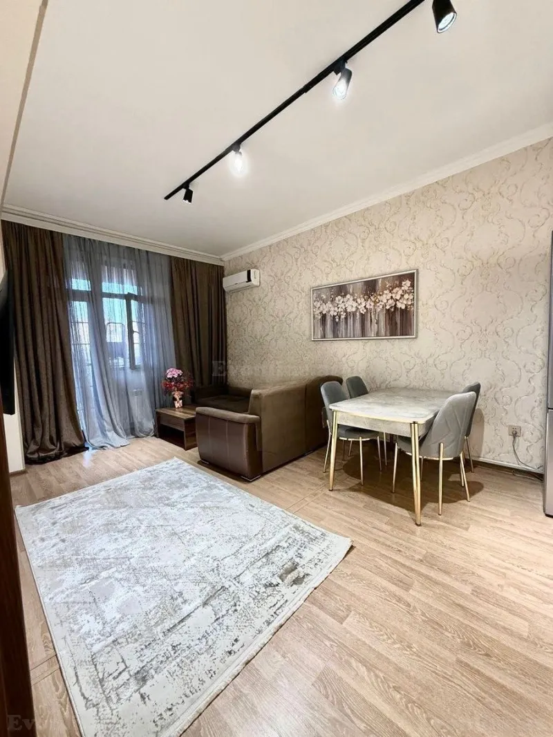 Kirayə verilir 3 otaqlı Mənzil Yeni tikili 100 m² 28 May m. - şəkil 4