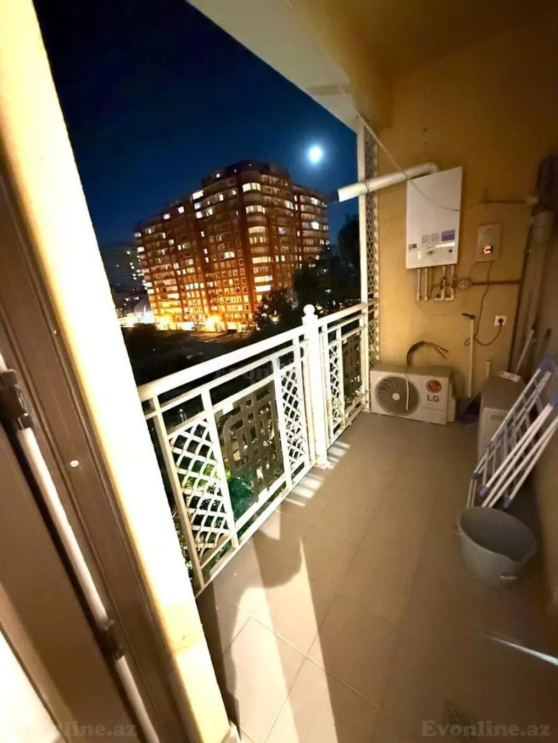 Kirayə verilir 3 otaqlı Mənzil Yeni tikili 100 m² 28 May m. - şəkil 13