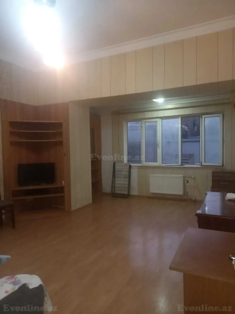 Kirayə verilir 3 otaqlı Mənzil Köhnə tikili 80 m² Sahil m. - şəkil 6