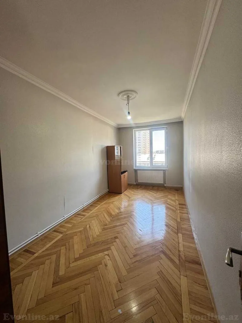 Satılır 3 otaqlı Mənzil Yeni tikili 70.5 m² Elmlər Akademiyası m. - şəkil 5