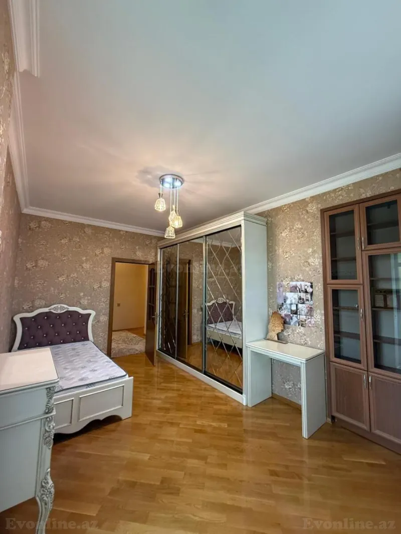 Satılır 4 otaqlı Mənzil Yeni tikili 145 m² İnşaatçılar m. - şəkil 15