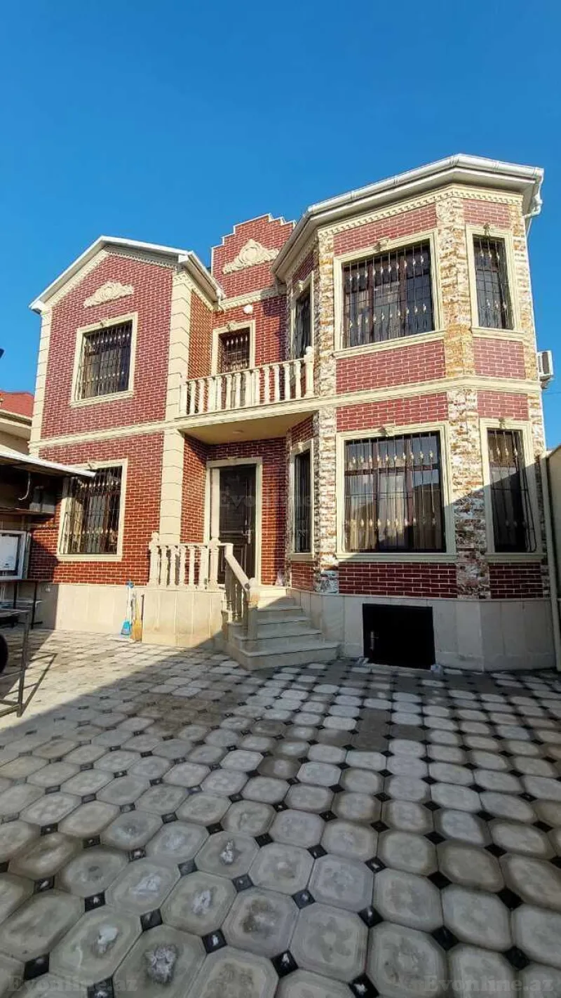 6 otaqlı Həyət evi 226 m² Binəqədi Satılır