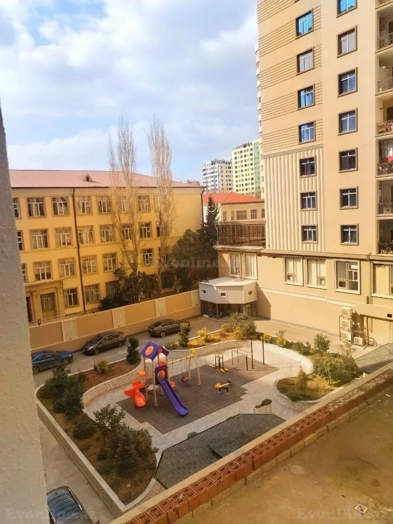 Satılır 2 otaqlı Mənzil Yeni tikili 90 m² 28 May m. - şəkil 9